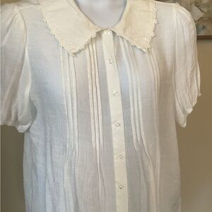 Iris Bloom Elegant White Textured Top